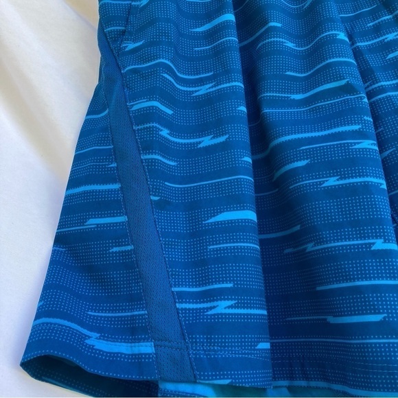 Hind blue swim trunks with pockets, size small - Picture 5 of 9